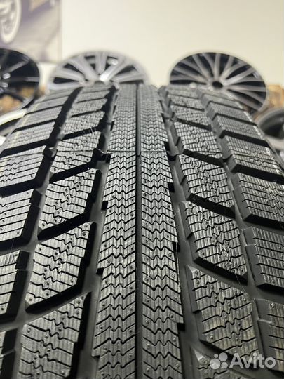Triangle TR777 215/60 R16 99H