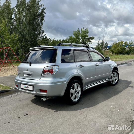 Mitsubishi Outlander 2.4 AT, 2007, 198 300 км