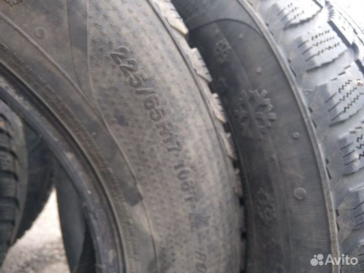 Kumho I'Zen RV Stud KC16 225/65 R17 106T