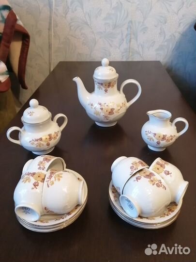 Кофейный сервиз (гдр). Договорная