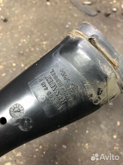 Патрубок воздушного фильтра Renault Logan 1