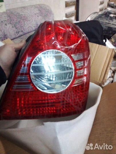 Фонарь задний правый hyundai elantra xd