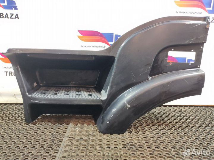 Корпус подножек левый Iveco Stralis