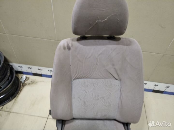 Сиденье переднее правое Almera N16 2000-2006