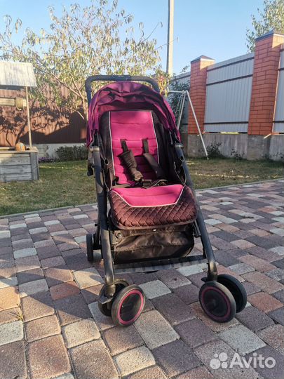 Прогулочная коляска