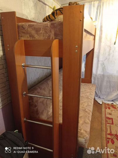 Двухъярусная кровать с диваном бу