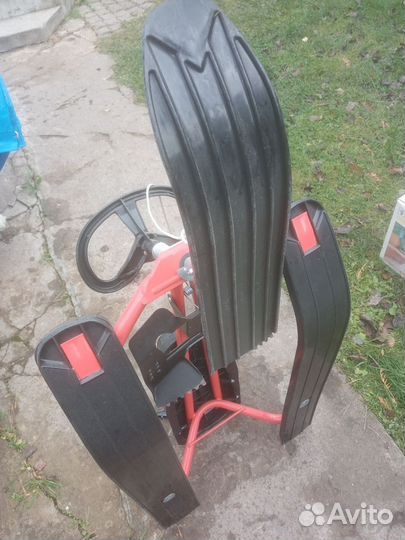 Детский снегокат бу