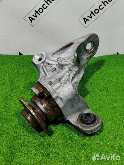 Кулак задний правый Bmw X6M F86 2018