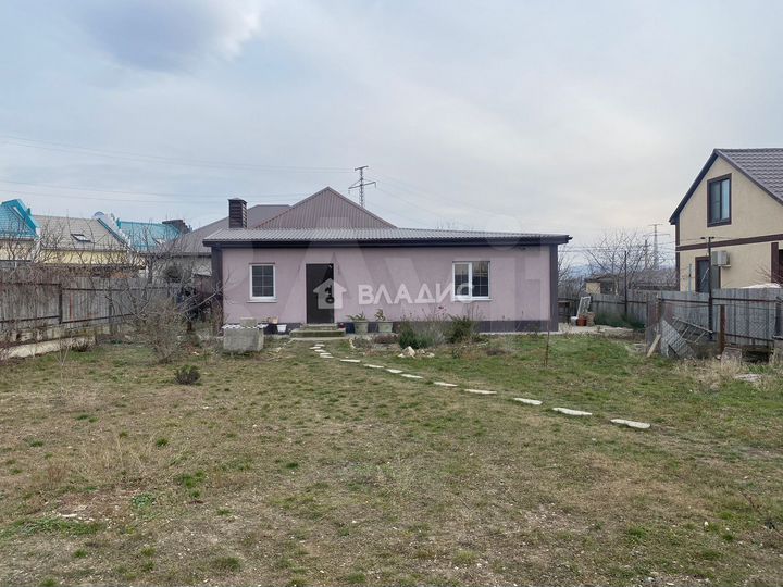 Дом 97,2 м² на участке 6 сот.