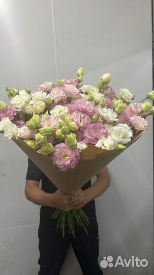 Букет цветов эустома