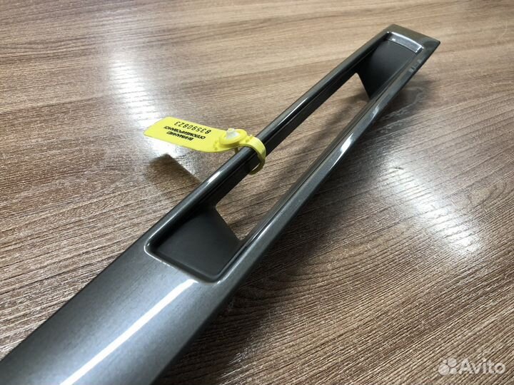 Накладка декоративная Mazda Axela BK 2002-2008