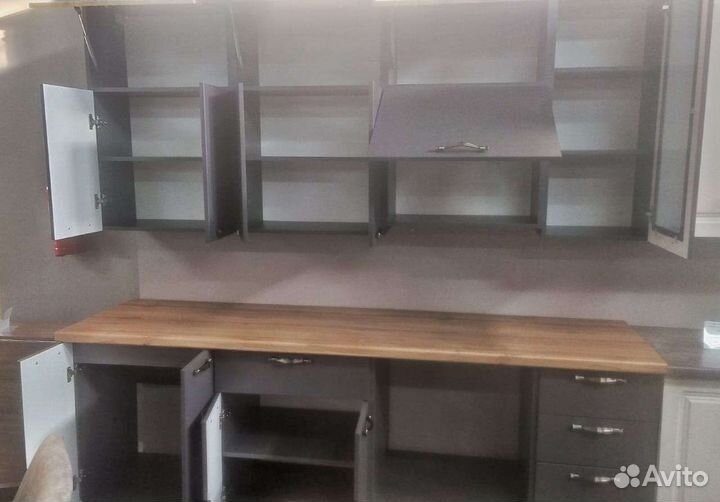 Кухня новая 2,2 м