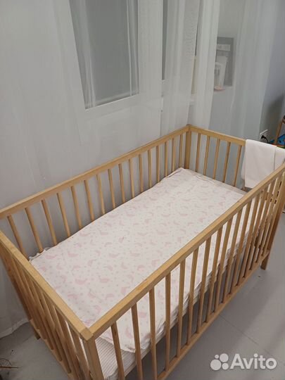 Детская кроватка