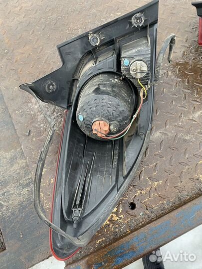 Задний правый фонарь Шевроле Круз хэтчбек