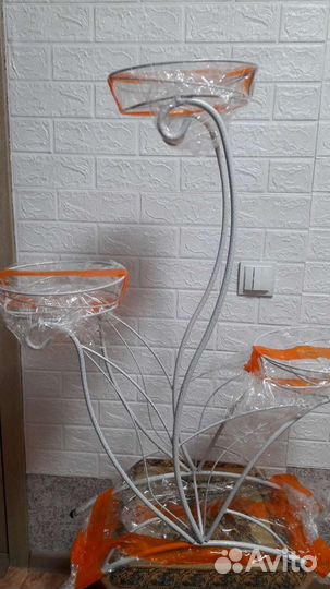 Новая подставка для цветов