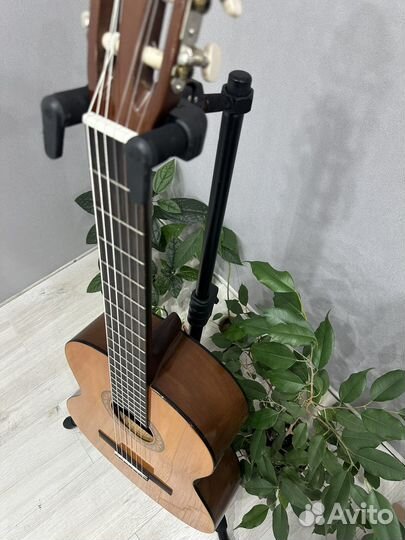 Yamaha cm40 классическая гитара