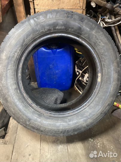 Michelin X-Ice 205/65 R15