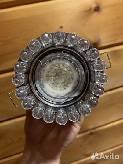 Светильник встраиваемый