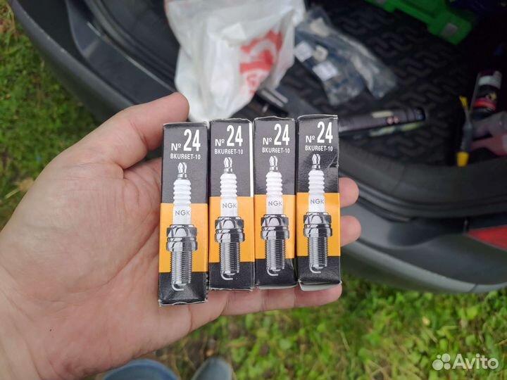 Свечи зажигания NGK bkur6ET-10