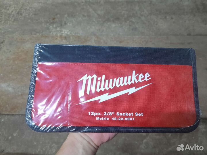 Аккумуляторные батареи Milwaukee 48112460 m12 6Ah