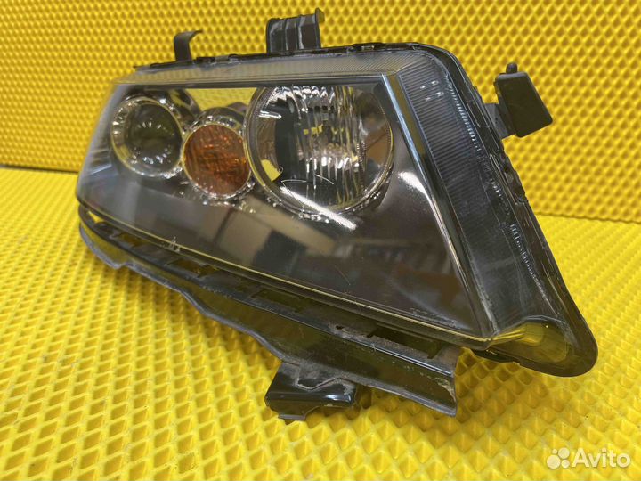 Фара правая галоген honda accord 7 до рестайл