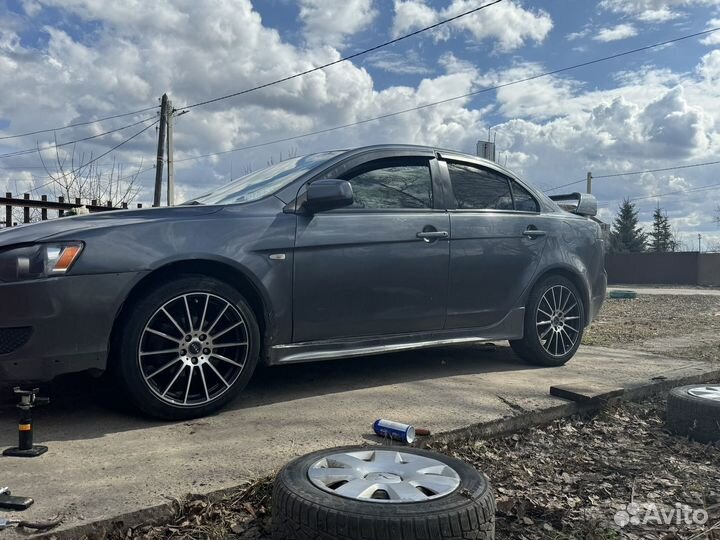 Mitsubishi Lancer 1.5 МТ, 2007, 211 180 км