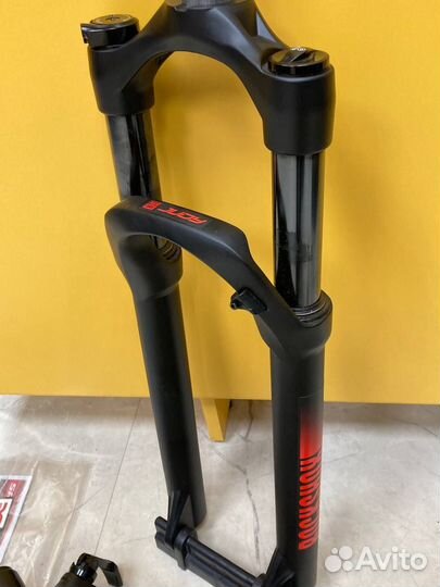 Вилка RockShox Judy TK Воздушная 27.5 red