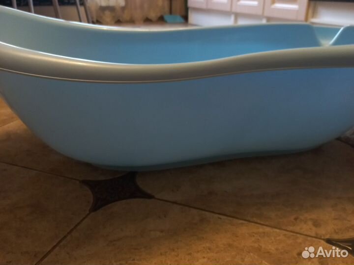 Ванночка для купания новорожденного