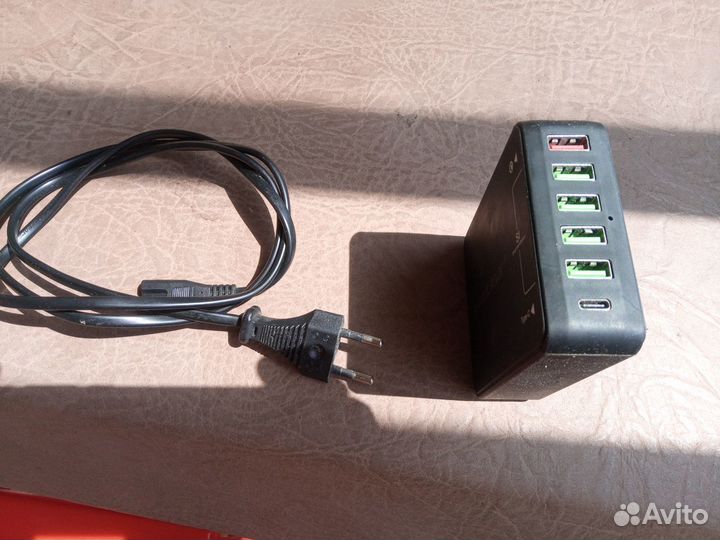 Зарядное устройство на 6 портов, быстрая зарядка