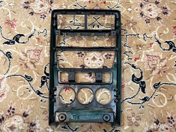 Консоль на priora 2