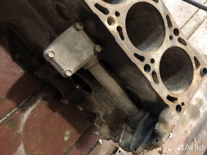 Блок цилиндров змз 406