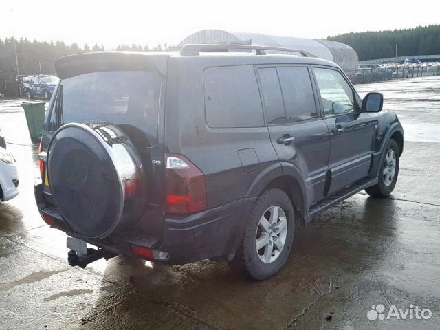 Разбор на запчасти Mitsubishi Pajero / Montero