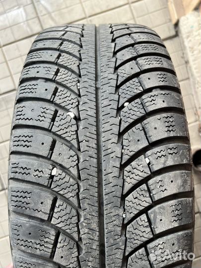 Gislaved Nord Frost 5 205/55 R16 94T