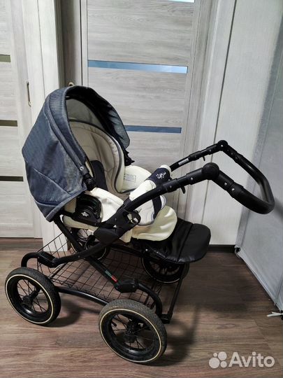 Коляска 2 в 1 Tutis Zippy + люлька с адаптерами