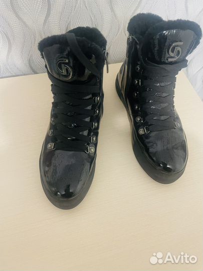 Ботинки женские зимние