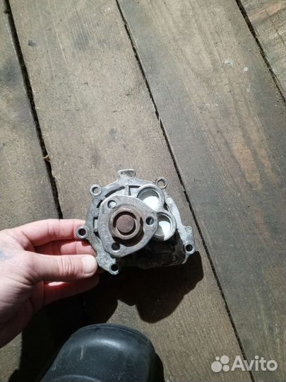 Водяная помпа Opel astra