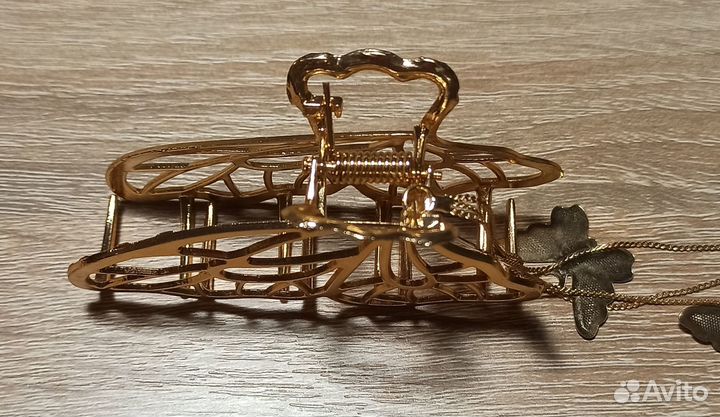 Заколки для волос