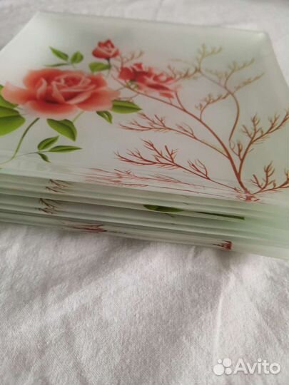 Квадратные тарелки