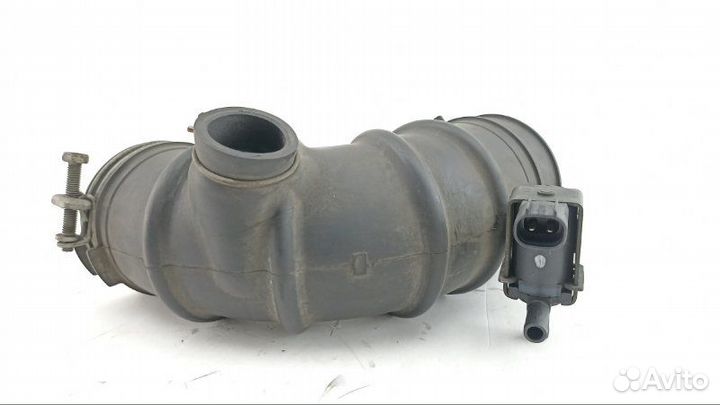 Патрубок воздушн.фильтра Toyota Alphard ATH10