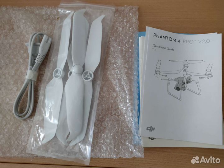 Квадрокоптер Dji Phantom 4 pro + V2.0
