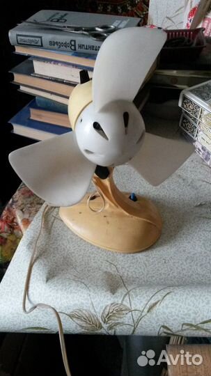 Настольный винтажный вентилятор яэмз вп-1