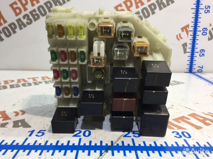 Тойота Рав 4 Блок предохранителей