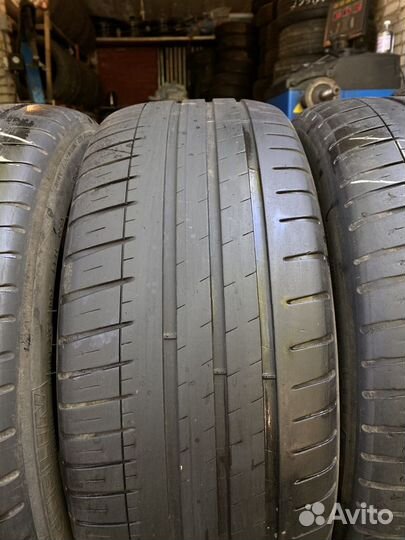 Michelin Pilot Sport 3 235/45 R18 98Y