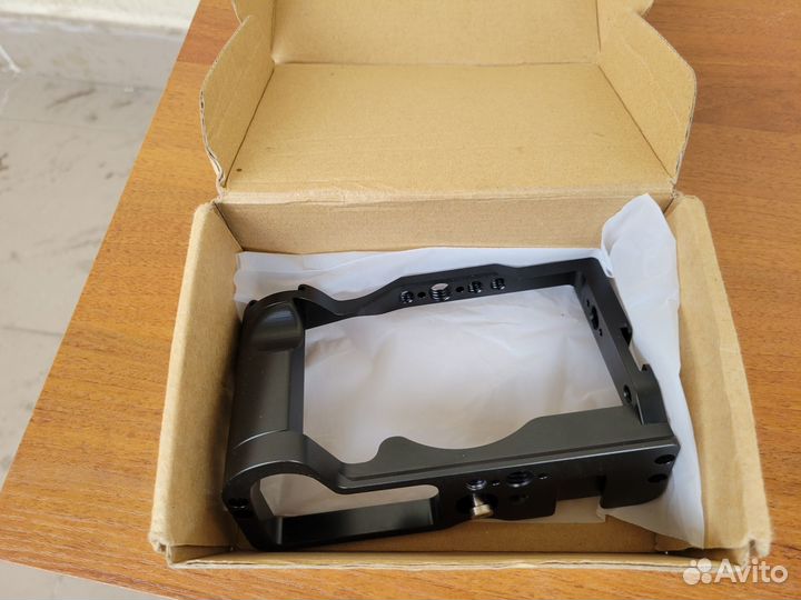 Клетка для камеры Canon M6 Mark II