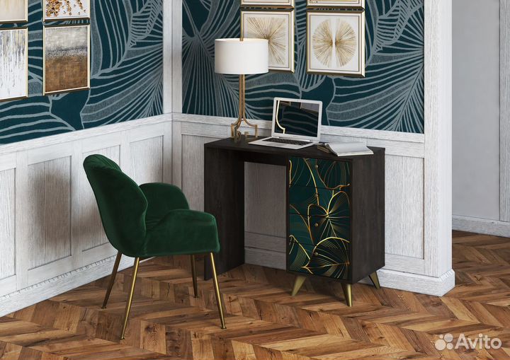 Стол письменный 