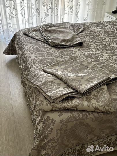 Комплект шторы и покрывало