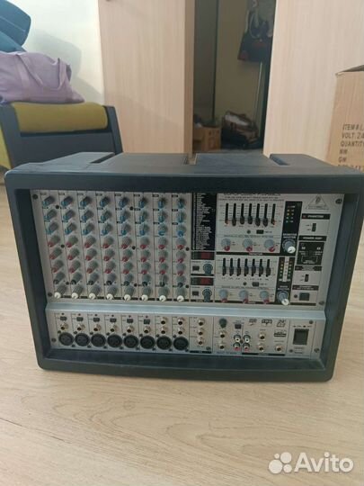 Микшерный пульт с усилителем behringer pmx880s