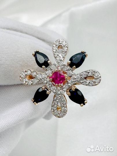 Золотое кольцо с бриллиантами, рубин, сапфир 4.89