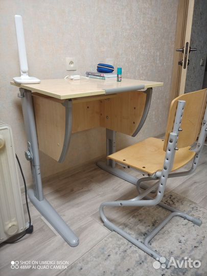 Растущая парта и стул бу