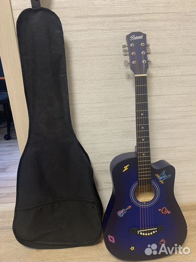 Акустическая гитара